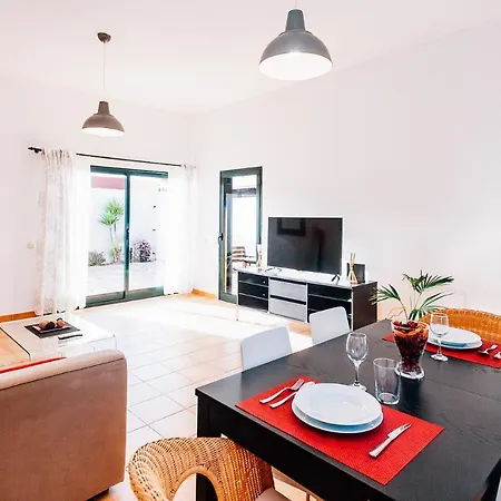 Holiday home Casa Higuereta I *